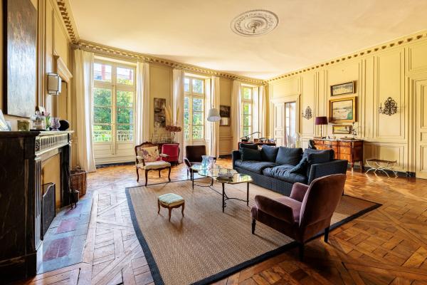 Acheter appartement 7 pièce(s) 265 m² - Photo