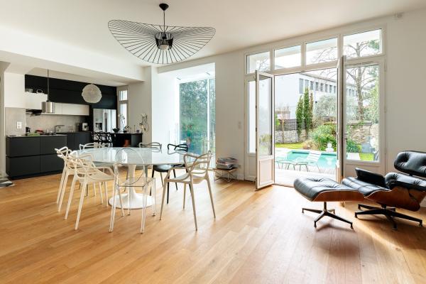 Acheter maison 9 pièce(s) 220 m² - Photo