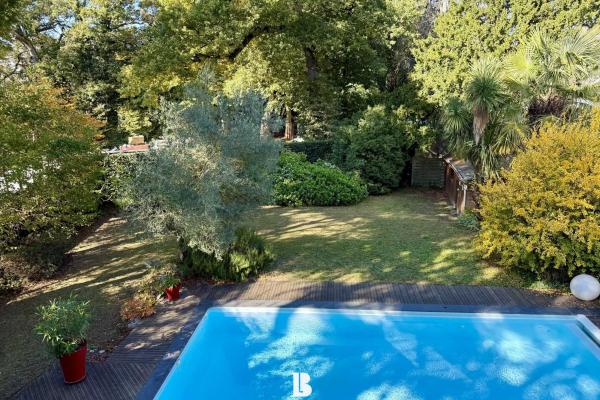 Acheter maison 6 pièce(s) 192 m² - Photo