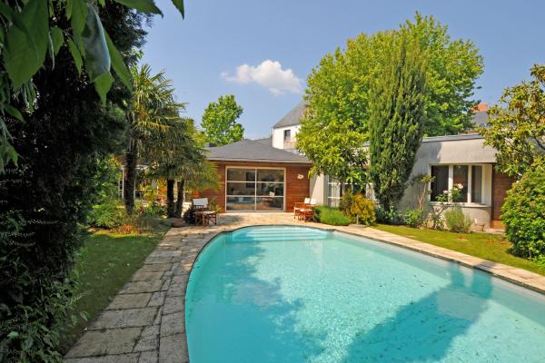 Acheter maison 10 pièce(s) 300 m² - Photo