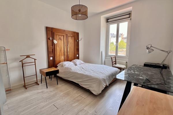 Louer appartement 3 pièce(s) 67 m² - Photo