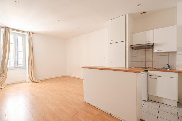 Louer appartement 1 pièce(s) 28 m² - Photo